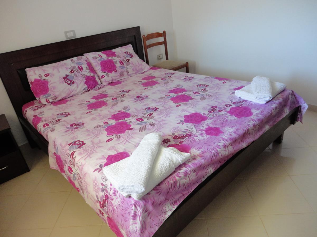 Oruci Apartments คซามิล ภายนอก รูปภาพ