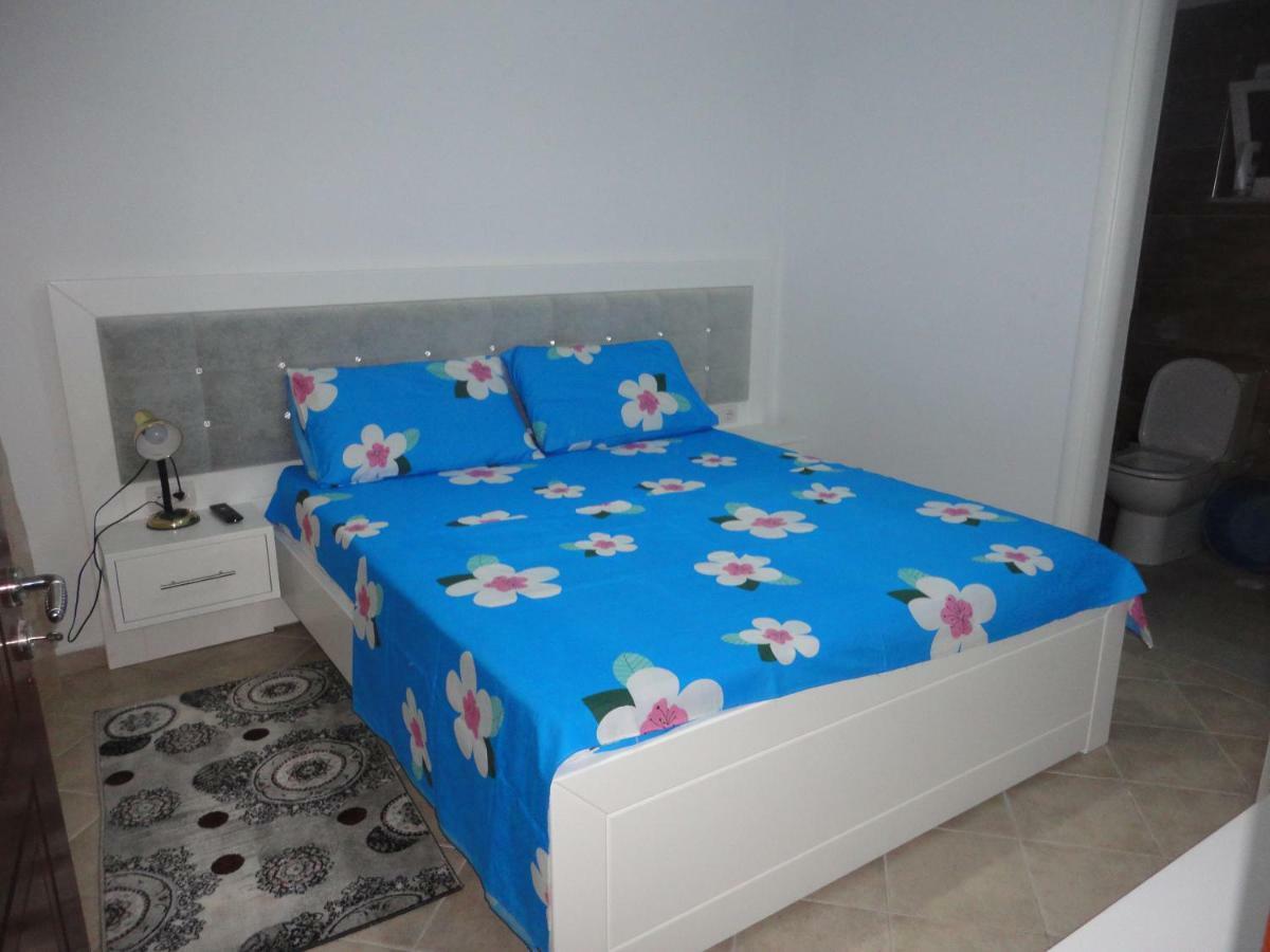 Oruci Apartments คซามิล ภายนอก รูปภาพ