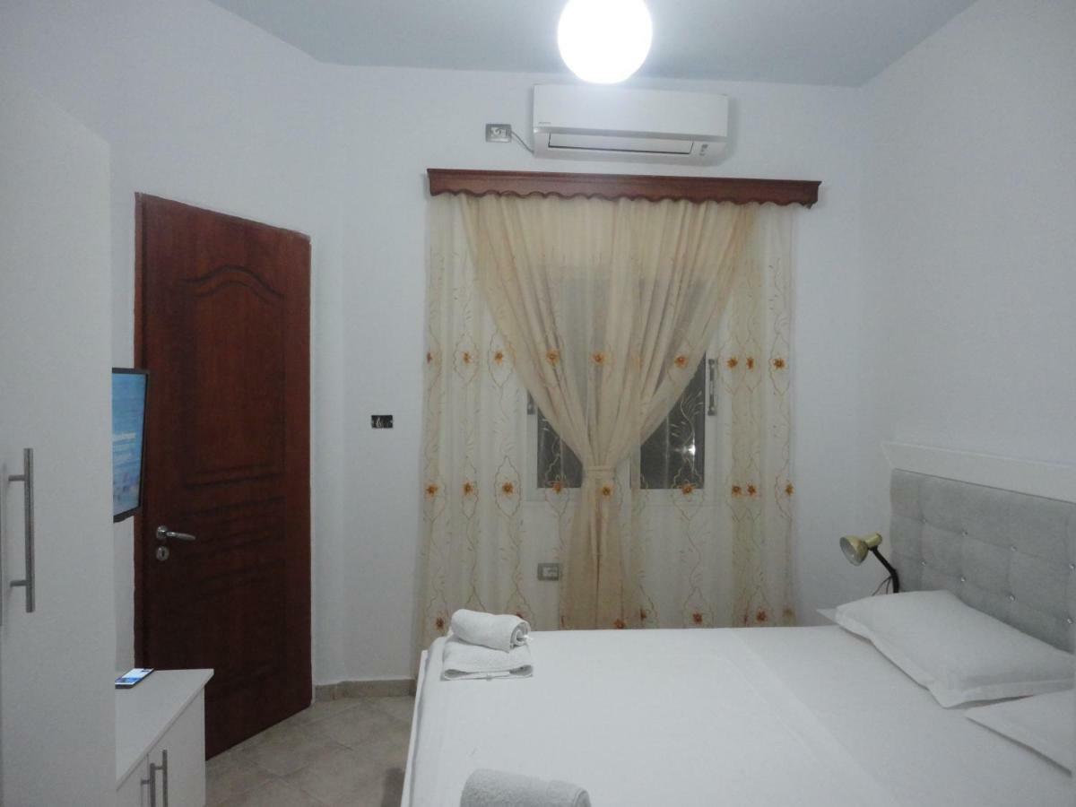 Oruci Apartments คซามิล ภายนอก รูปภาพ